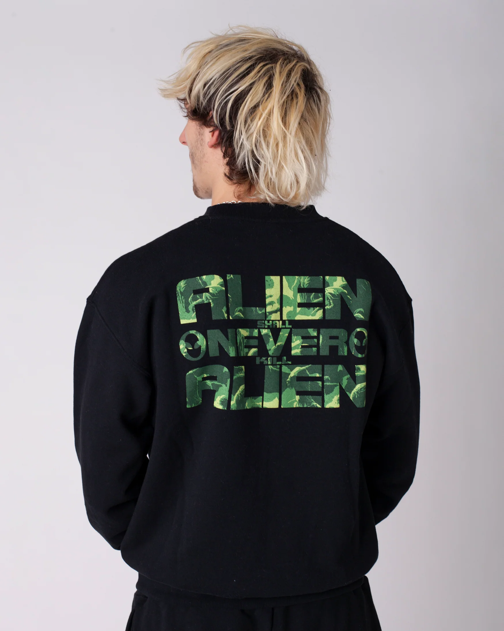 Alien Shall Not Sweatshirt - Image 3